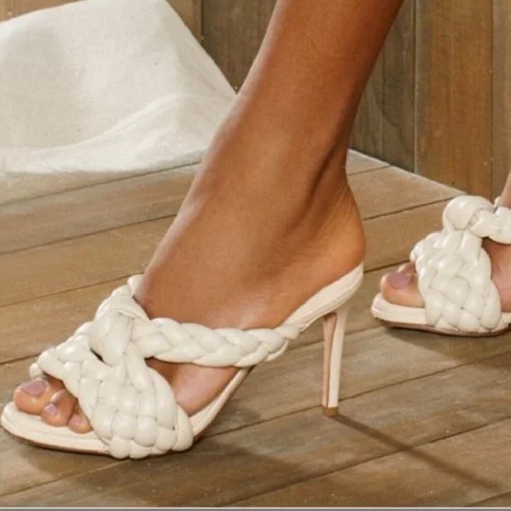 Alexandre Birman Carlotta Braided Leather Sandals - Eggshell - Size 39/7.5 US